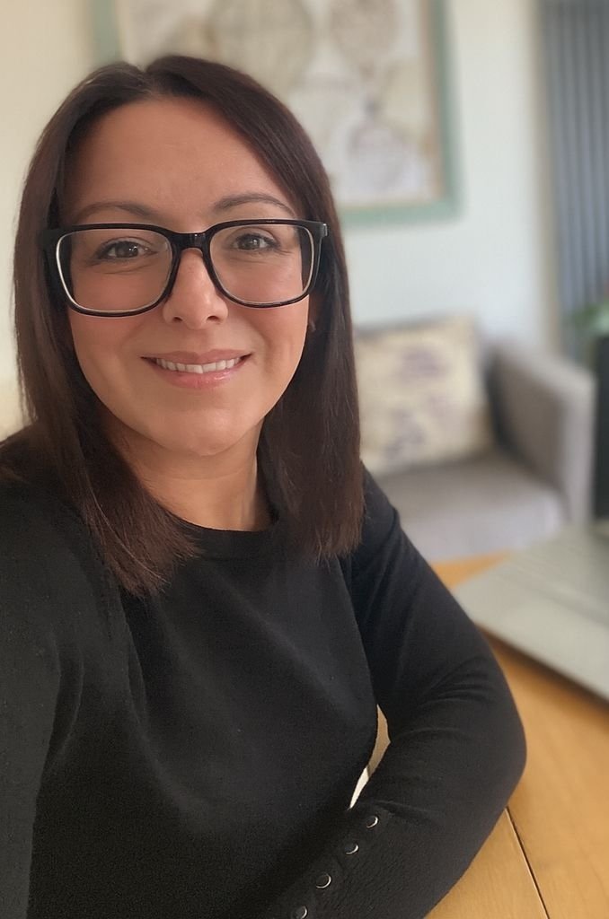 Donna - Physics Specialist tutor based in Cardiff